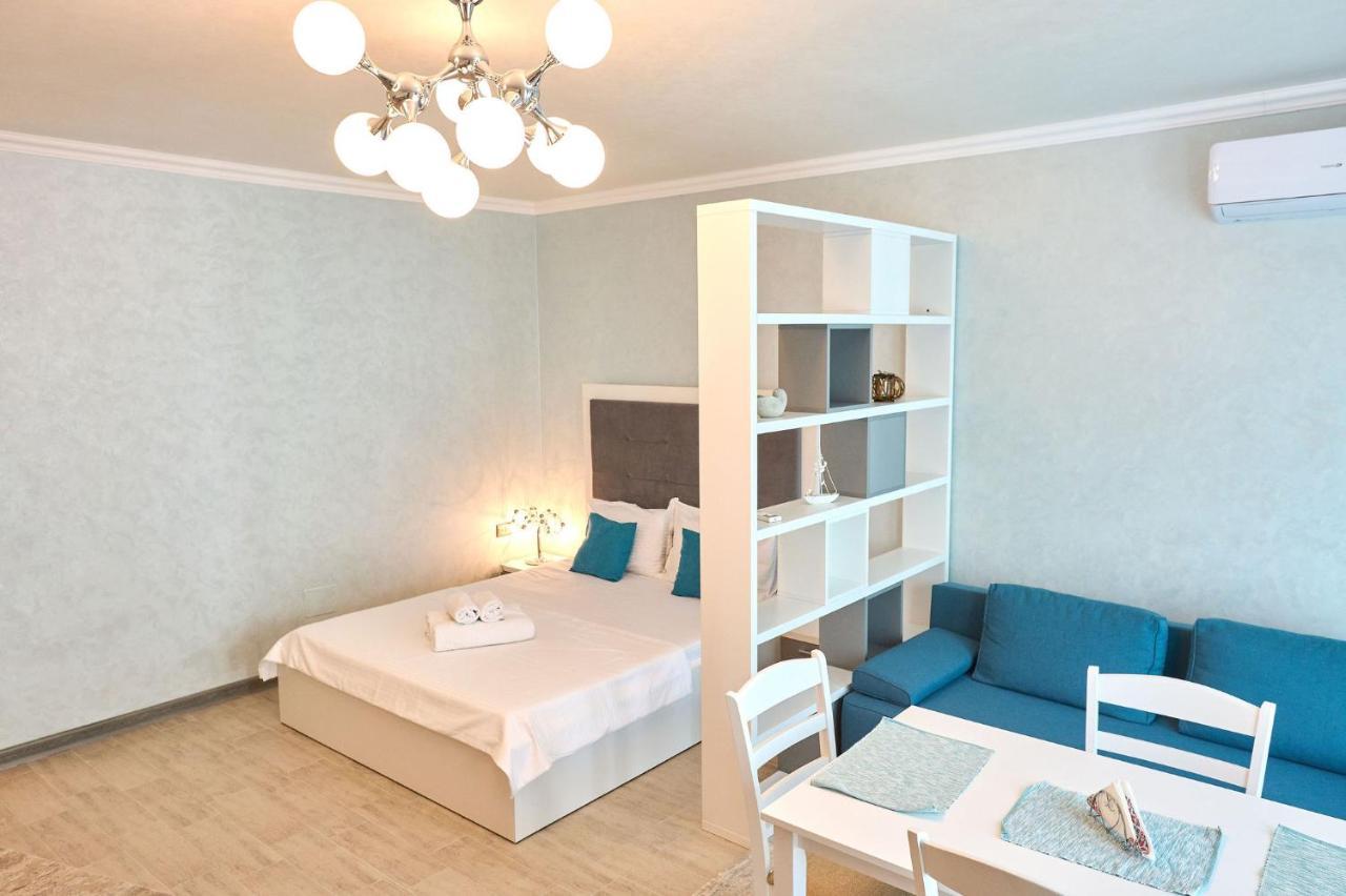 Moonlight Studio - Spa N Pools Beach Resort Mamaia Exterior photo